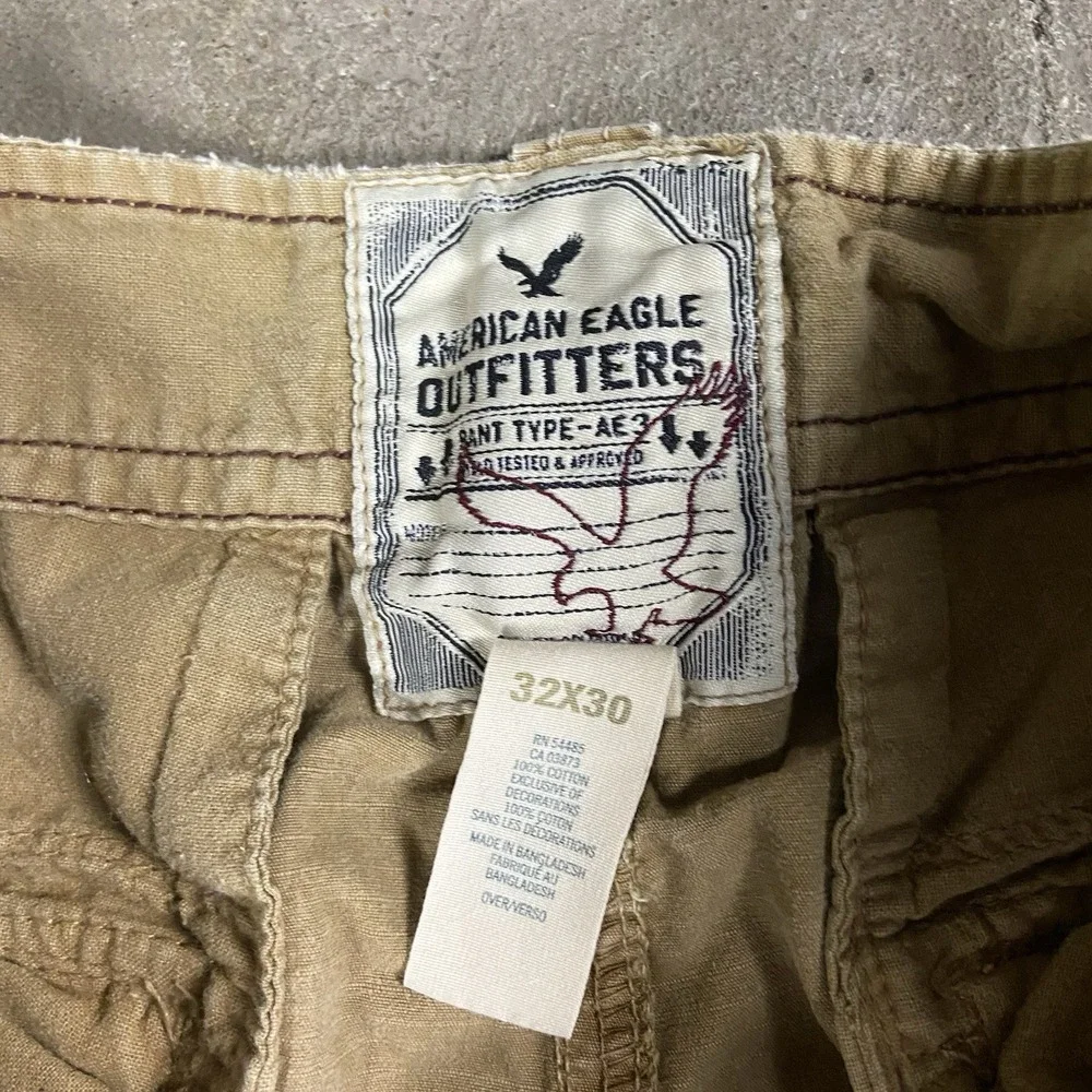Vintage Y2K American Eagle Cargo Pants Size 32x30 Beige Rip‎ Stop Loose Fit Work
